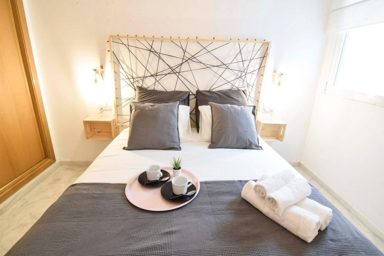 P&P Apartaments Carrera De Capuchinos Málaga Dış mekan fotoğraf