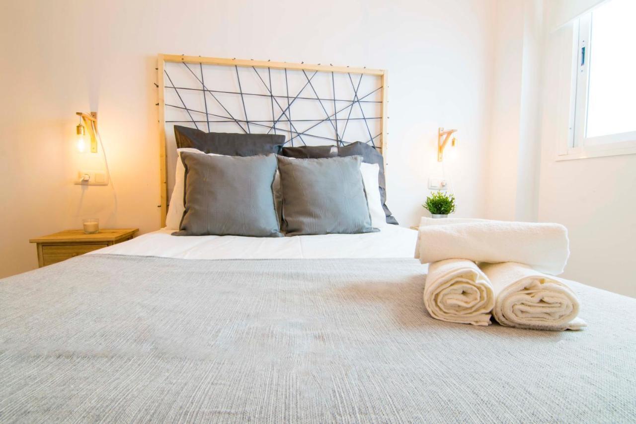 P&P Apartaments Carrera De Capuchinos Málaga Dış mekan fotoğraf